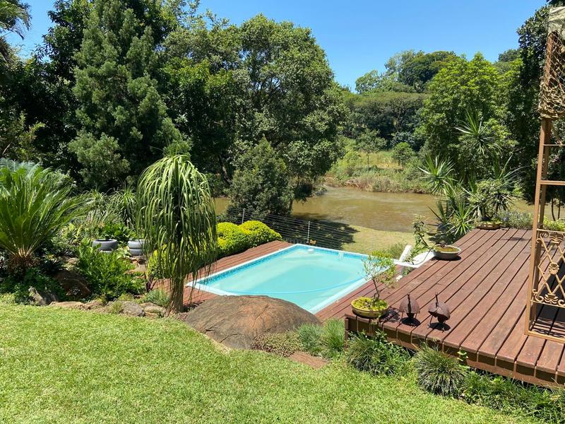 5 Bedroom Property for Sale in Tzangeni Limpopo