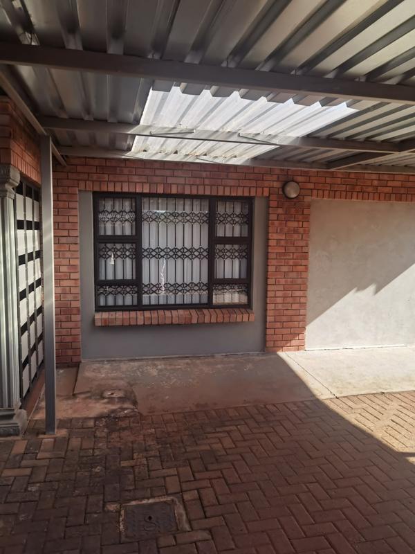 To Let 4 Bedroom Property for Rent in Nylpark Limpopo