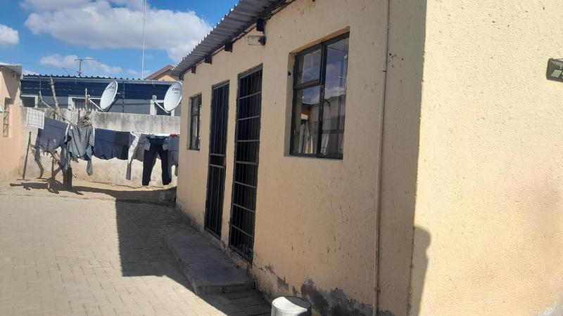 9 Bedroom Property for Sale in Westenburg Limpopo
