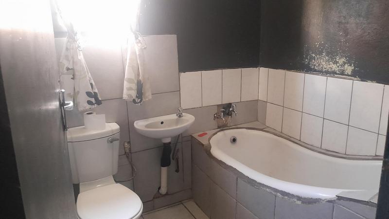 9 Bedroom Property for Sale in Westenburg Limpopo