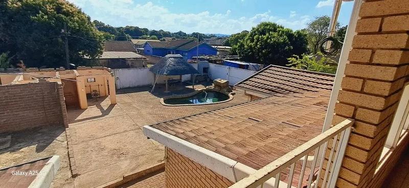 6 Bedroom Property for Sale in Shayandima Limpopo