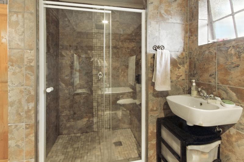 5 Bedroom Property for Sale in Aquapark Limpopo