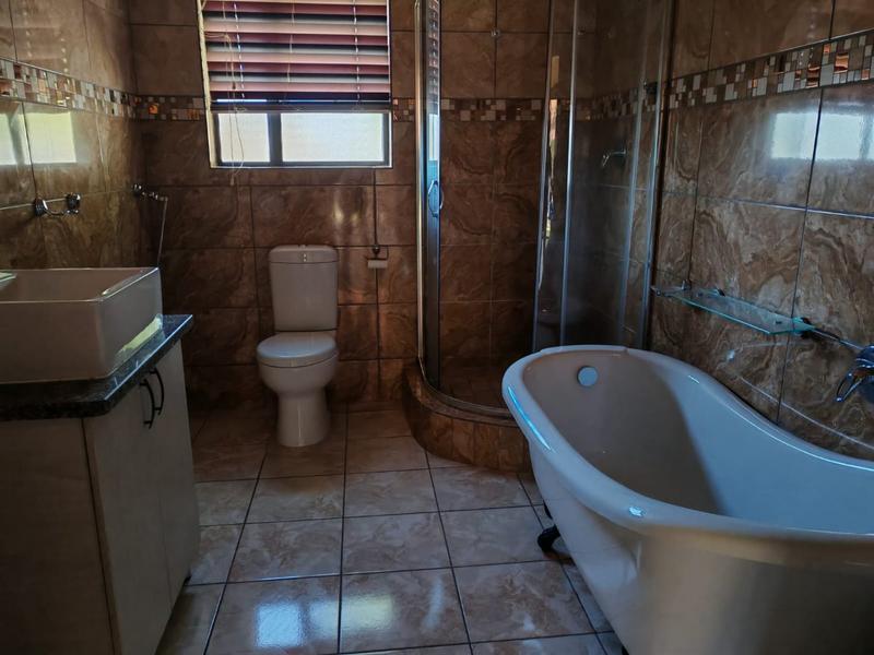 3 Bedroom Property for Sale in Woodhill Estate Limpopo
