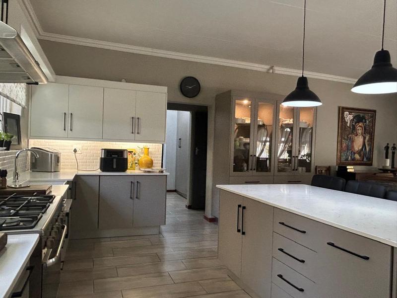 4 Bedroom Property for Sale in Mookgopong Limpopo