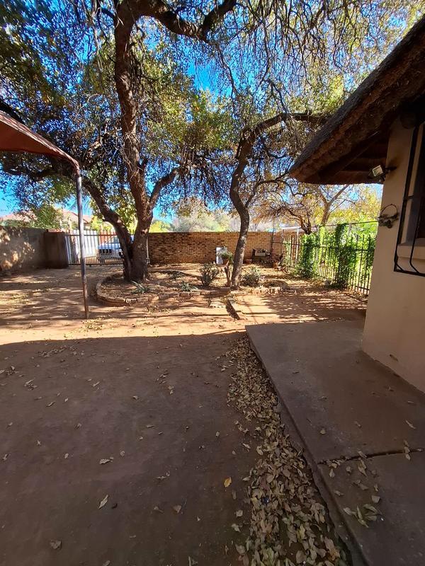 To Let 2 Bedroom Property for Rent in Lephalale Limpopo