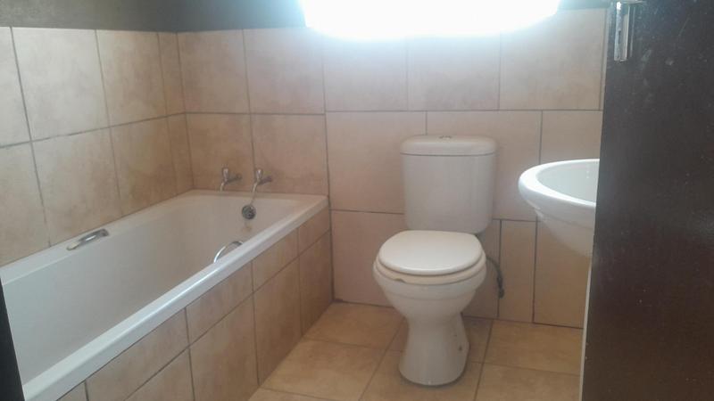 2 Bedroom Property for Sale in Mahlasedi Park Limpopo