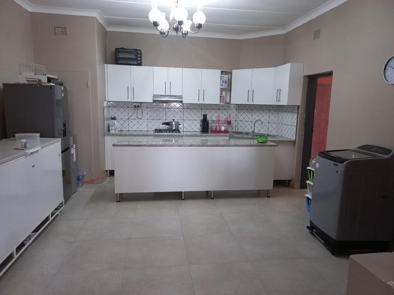 4 Bedroom Property for Sale in Fauna Park Limpopo