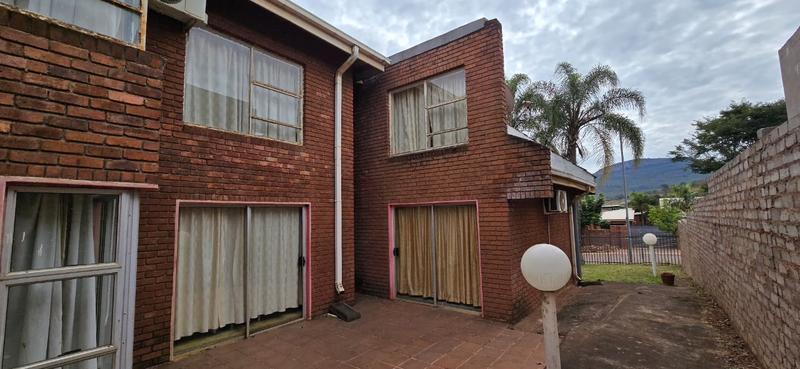 5 Bedroom Property for Sale in Louis Trichardt Limpopo