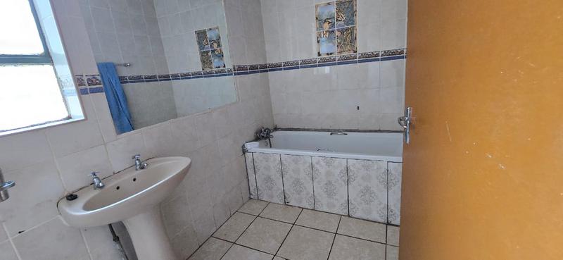 5 Bedroom Property for Sale in Louis Trichardt Limpopo