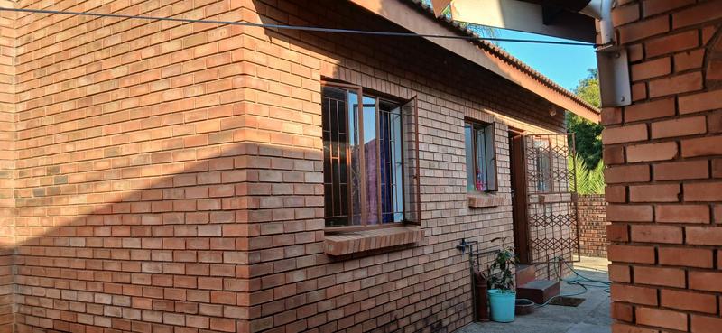 3 Bedroom Property for Sale in Akasia Limpopo