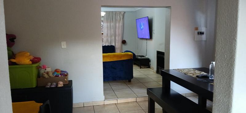 3 Bedroom Property for Sale in Akasia Limpopo