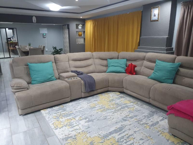 6 Bedroom Property for Sale in Mankweng Limpopo