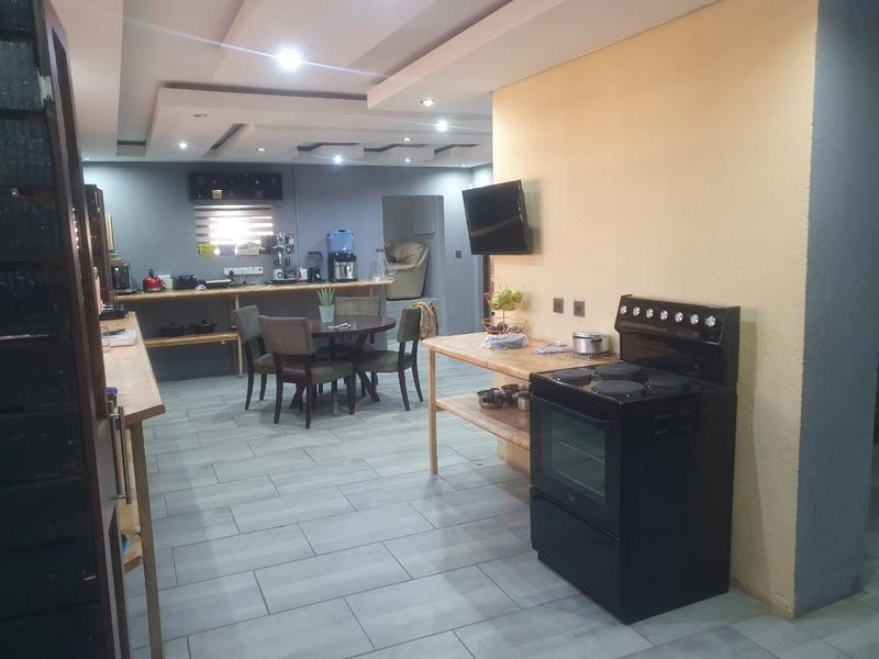 6 Bedroom Property for Sale in Mankweng Limpopo
