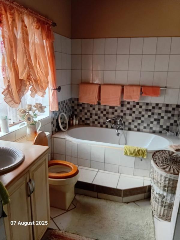 6 Bedroom Property for Sale in Thabazimbi Limpopo