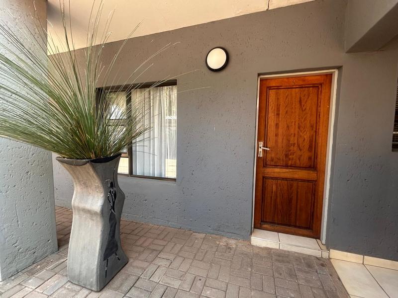 To Let 1 Bedroom Property for Rent in Mahwelereng Limpopo