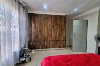 5 Bedroom Property for Sale in Mahlasedi Park Limpopo