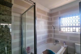 5 Bedroom Property for Sale in Mahlasedi Park Limpopo