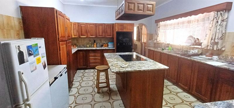 5 Bedroom Property for Sale in Lephalale Limpopo