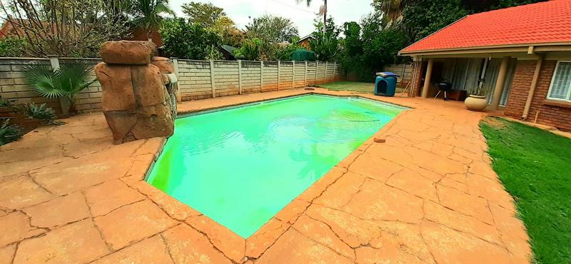 4 Bedroom Property for Sale in Flora Park Limpopo