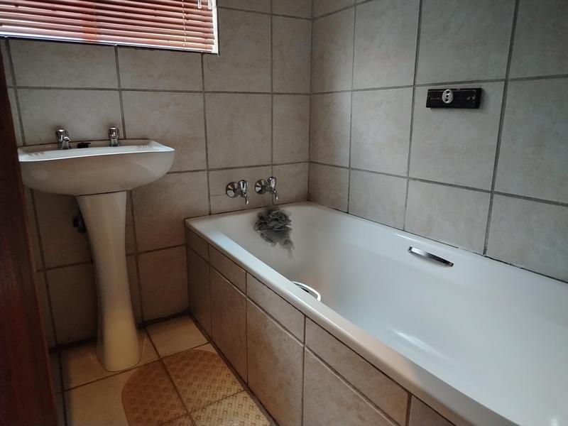 3 Bedroom Property for Sale in Ladanna Limpopo