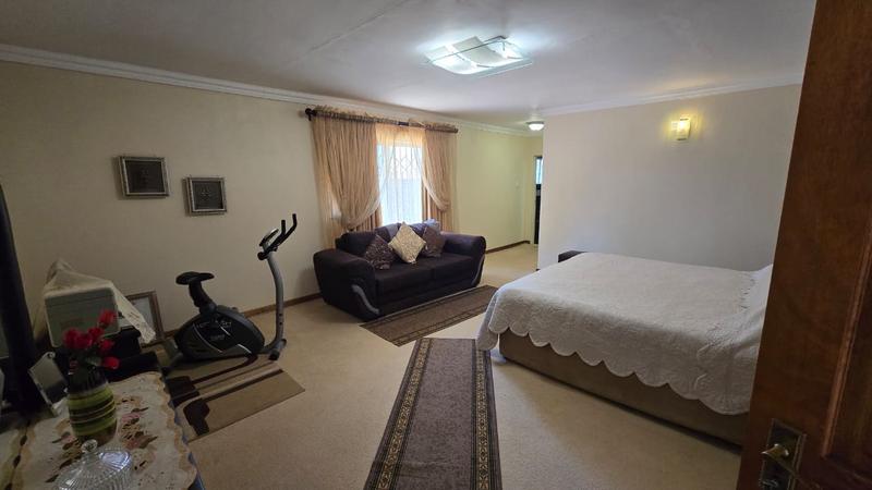 5 Bedroom Property for Sale in Louis Trichardt Limpopo