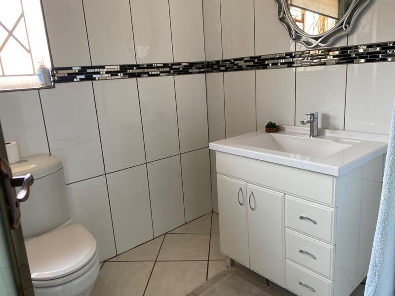 3 Bedroom Property for Sale in Akasia Limpopo