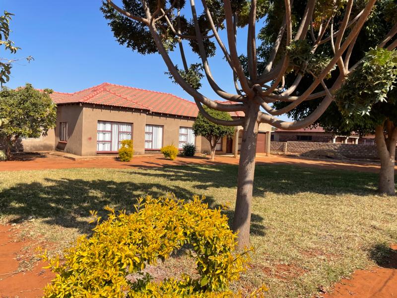 3 Bedroom Property for Sale in Lebowakgomo Zone A Limpopo
