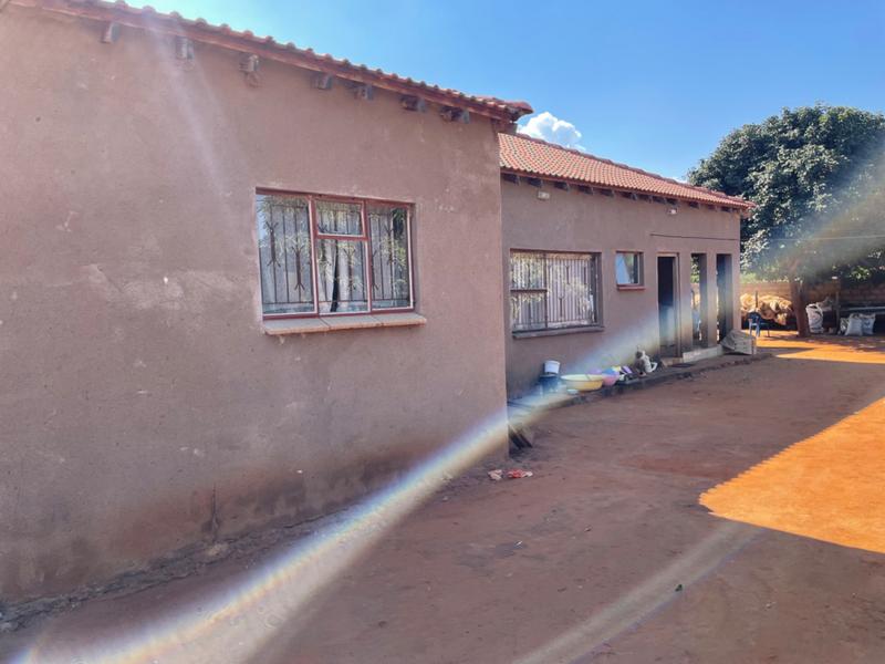 3 Bedroom Property for Sale in Lebowakgomo Zone A Limpopo