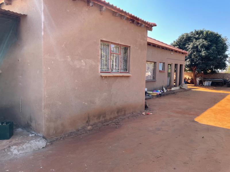 3 Bedroom Property for Sale in Lebowakgomo Zone A Limpopo