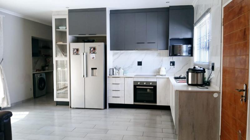 3 Bedroom Property for Sale in Bendor Limpopo