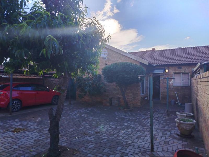 To Let 2 Bedroom Property for Rent in Penina Park Limpopo