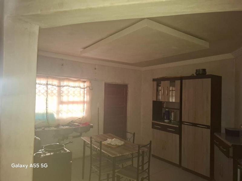 4 Bedroom Property for Sale in Phiphidi Limpopo