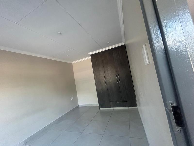To Let 1 Bedroom Property for Rent in Mokopane Limpopo