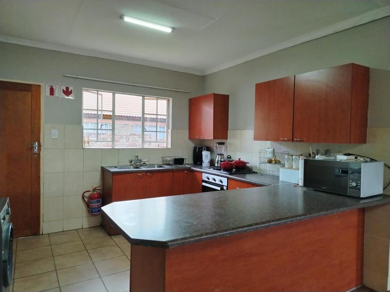 To Let 3 Bedroom Property for Rent in Bendor Limpopo