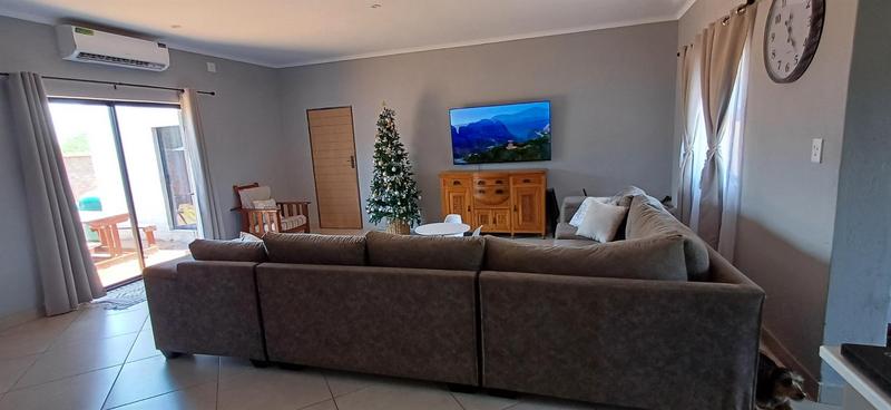 5 Bedroom Property for Sale in Lephalale Limpopo