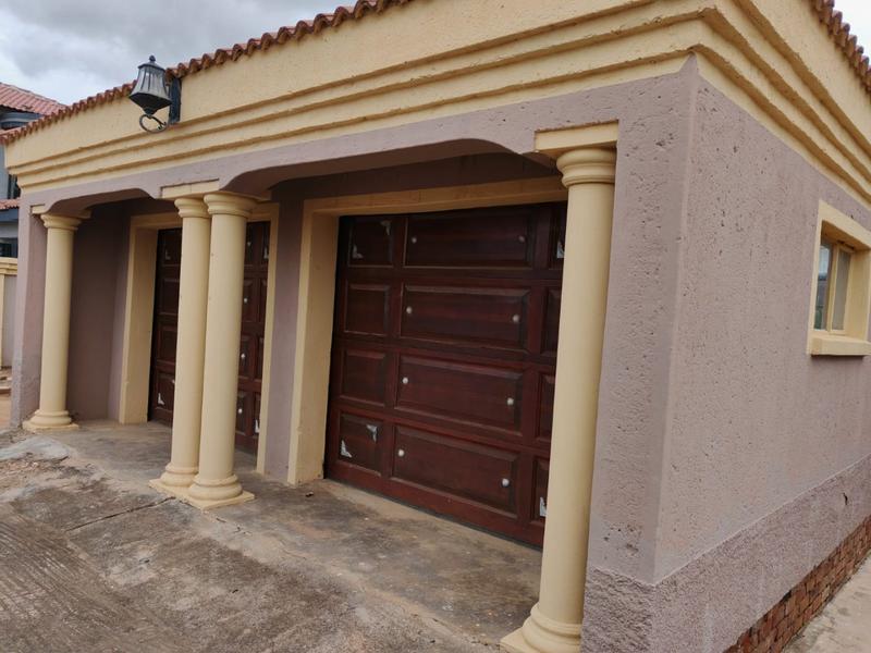 5 Bedroom Property for Sale in Mankweng Limpopo