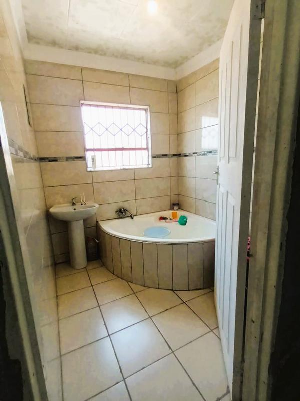4 Bedroom Property for Sale in Mankweng Limpopo
