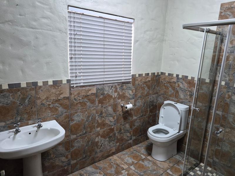 To Let 3 Bedroom Property for Rent in Bendor Limpopo