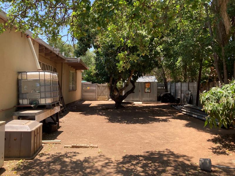 5 Bedroom Property for Sale in Eduan Park Limpopo