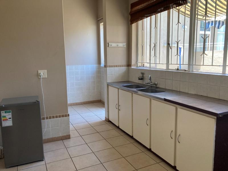 5 Bedroom Property for Sale in Eduan Park Limpopo