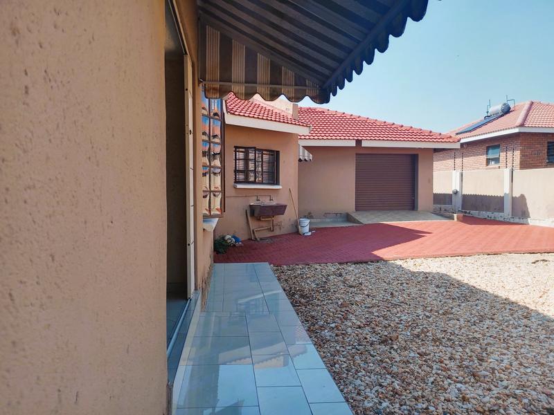 4 Bedroom Property for Sale in Waterberry Country Estate Limpopo