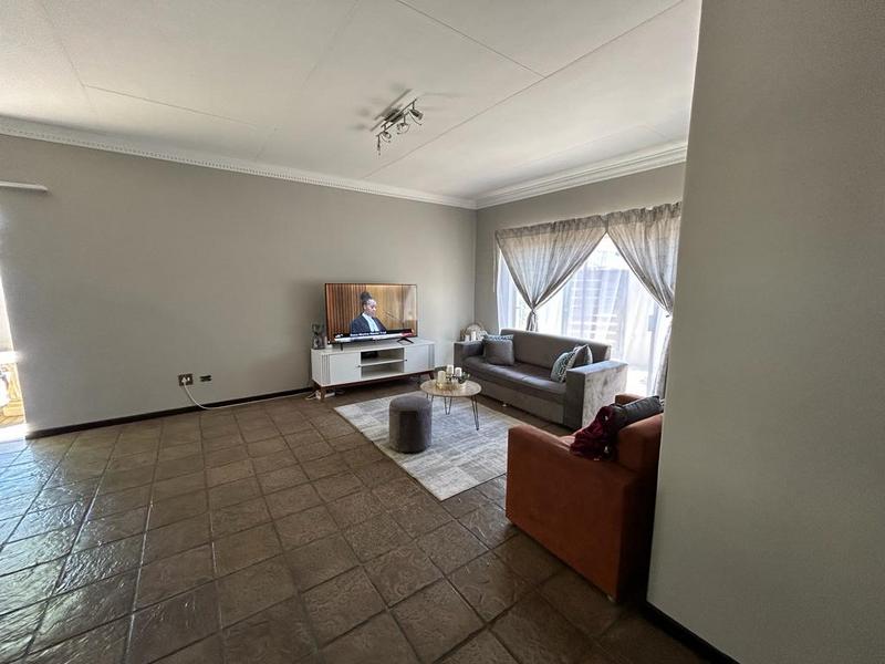 2 Bedroom Property for Sale in Polokwane Central Limpopo