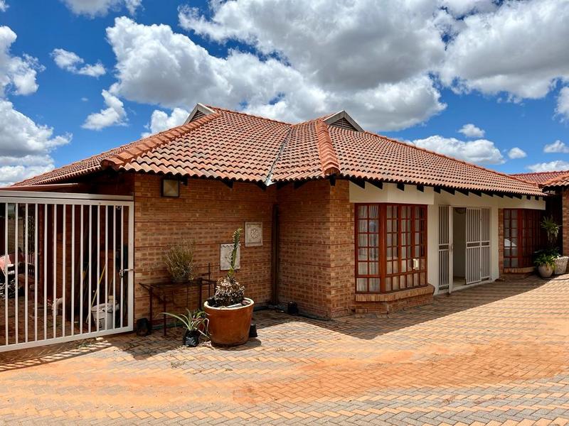 4 Bedroom Property for Sale in Bendor Limpopo