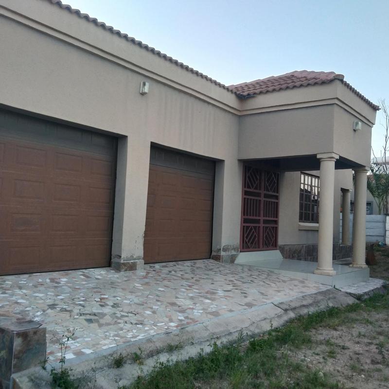 4 Bedroom Property for Sale in Mahlasedi Park Limpopo