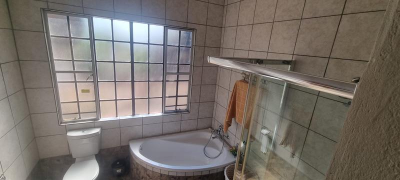 5 Bedroom Property for Sale in Vaalwater Limpopo