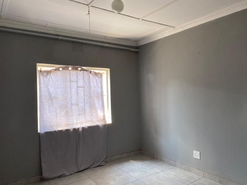 To Let 2 Bedroom Property for Rent in Mokopane Limpopo