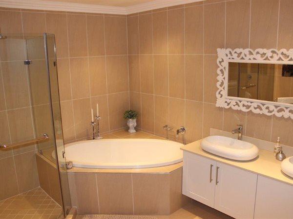 5 Bedroom Property for Sale in Vaalwater Limpopo