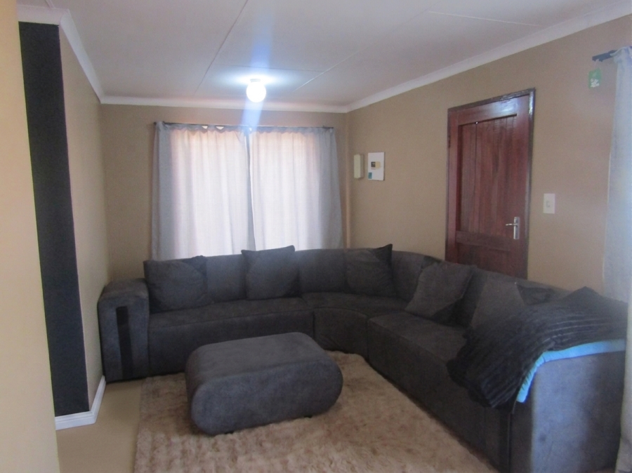 To Let 3 Bedroom Property for Rent in Northam Limpopo