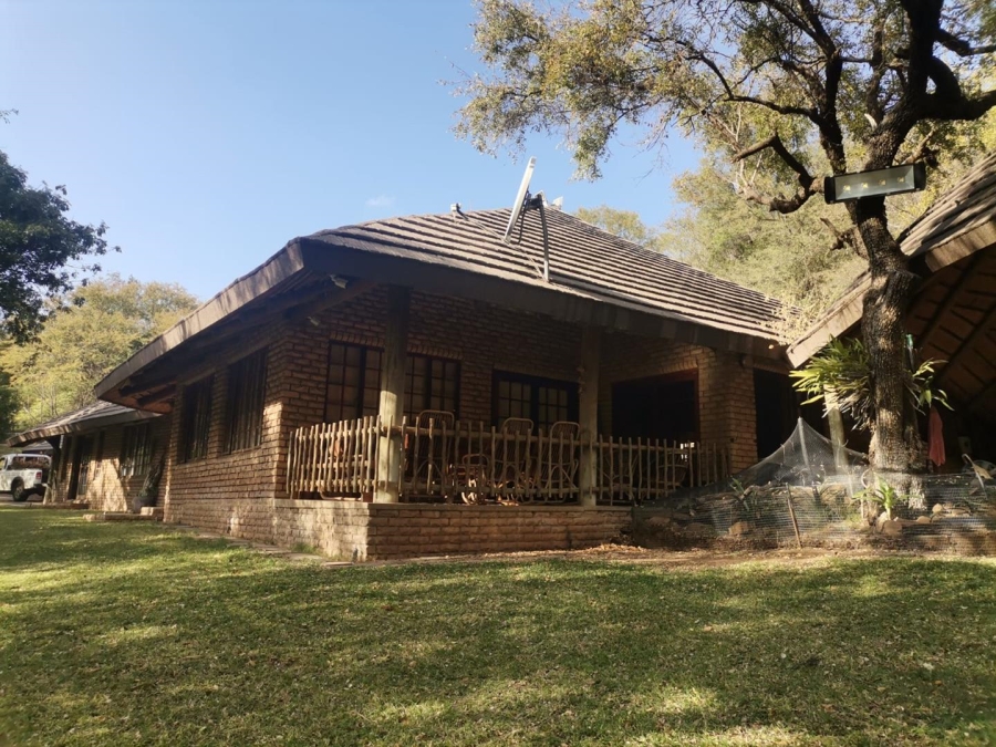 To Let 4 Bedroom Property for Rent in Steelpoort Limpopo