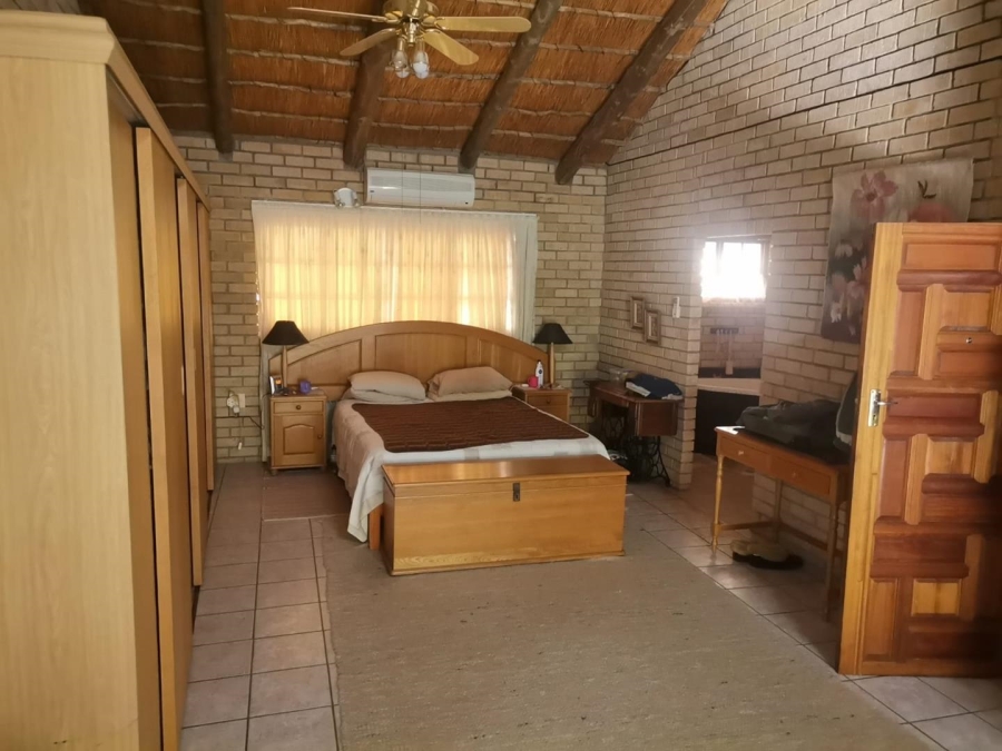 To Let 4 Bedroom Property for Rent in Steelpoort Limpopo